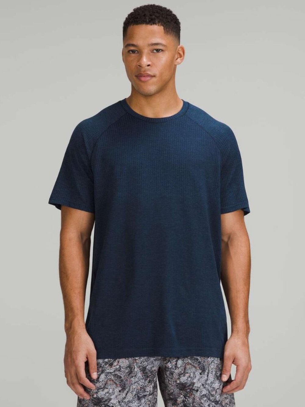 Lululemon Men's Metal Vent Tech Short-Sleeve Shirt - Navy